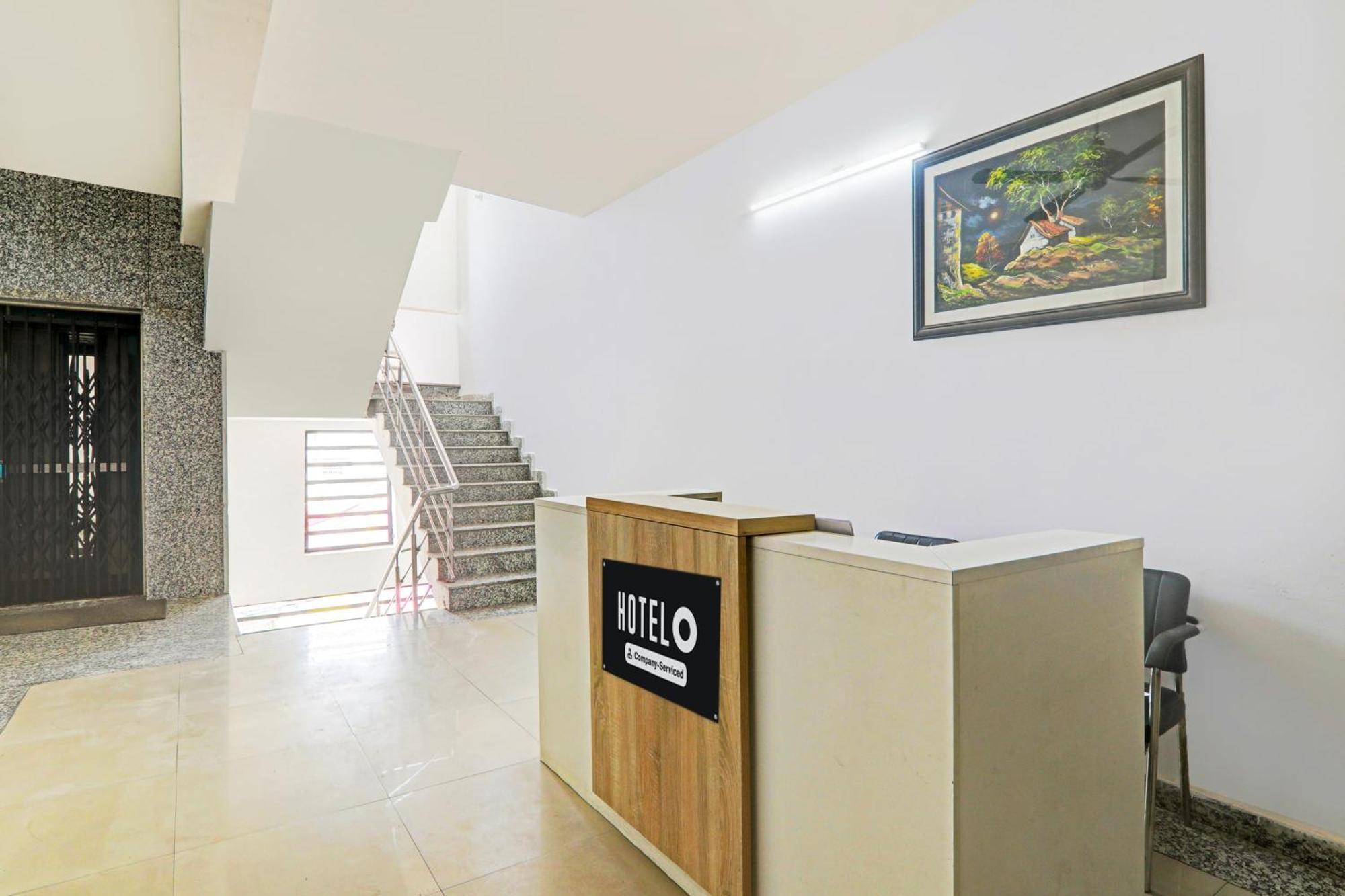 Super Hotel O Jankipuram Near Sahara State Formerly Basera Homes Hasanganj ภายนอก รูปภาพ