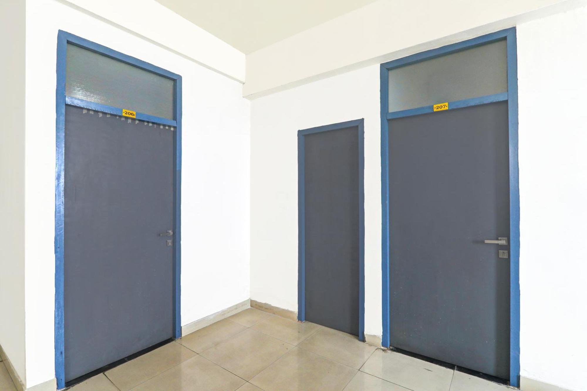 Super Hotel O Jankipuram Near Sahara State Formerly Basera Homes Hasanganj ภายนอก รูปภาพ