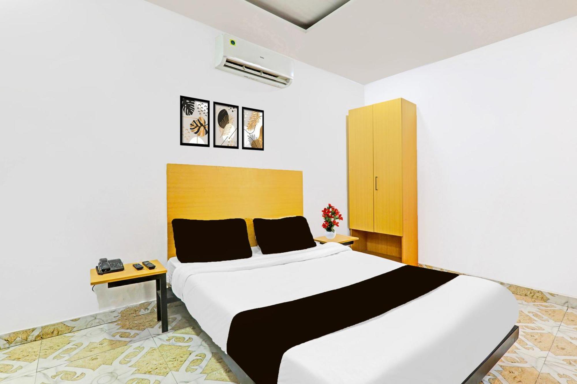Super Hotel O Jankipuram Near Sahara State Formerly Basera Homes Hasanganj ภายนอก รูปภาพ