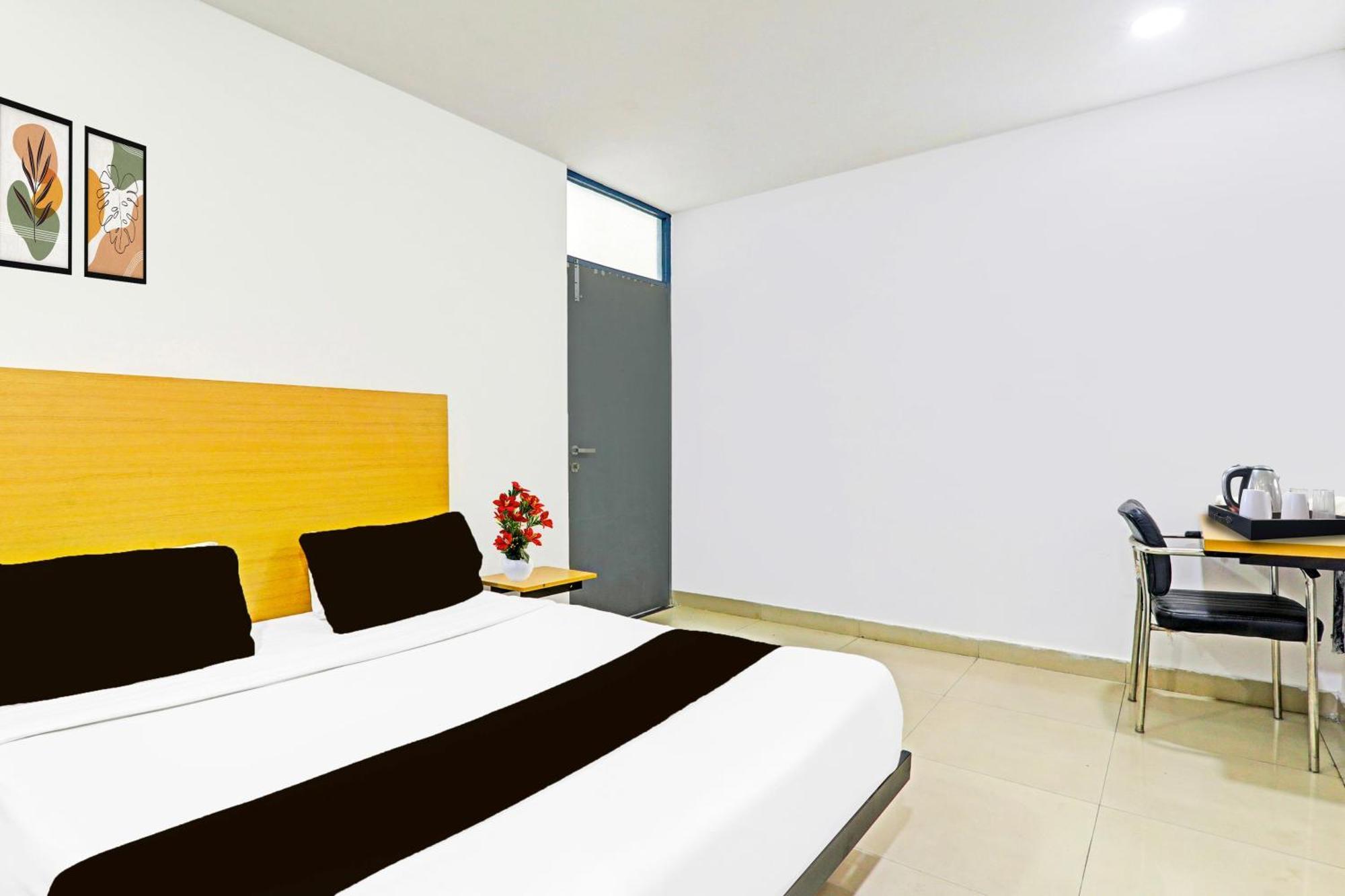 Super Hotel O Jankipuram Near Sahara State Formerly Basera Homes Hasanganj ภายนอก รูปภาพ