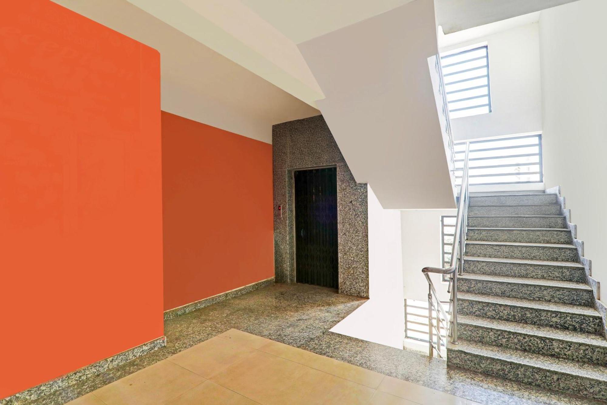 Super Hotel O Jankipuram Near Sahara State Formerly Basera Homes Hasanganj ภายนอก รูปภาพ