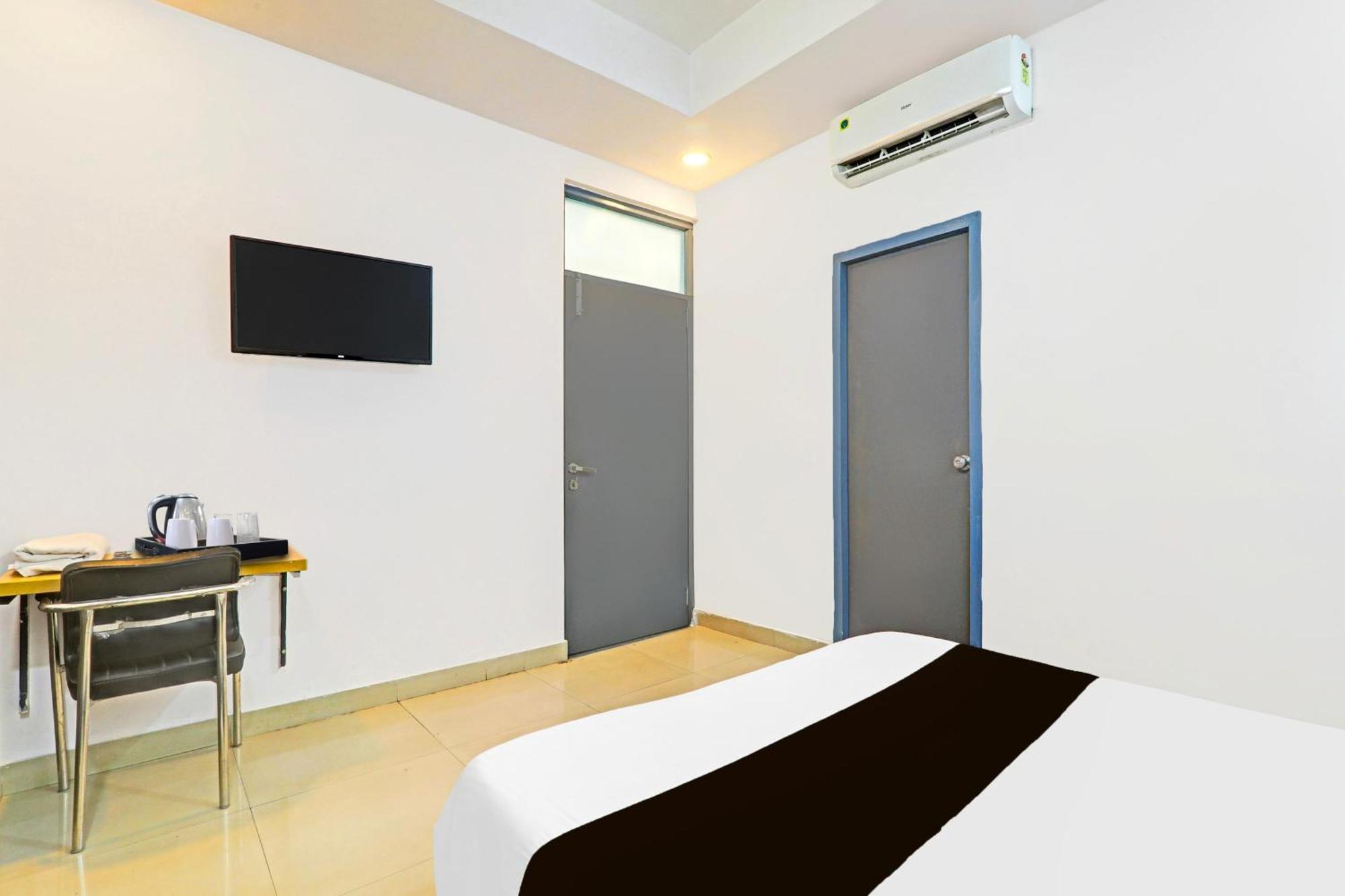 Super Hotel O Jankipuram Near Sahara State Formerly Basera Homes Hasanganj ภายนอก รูปภาพ