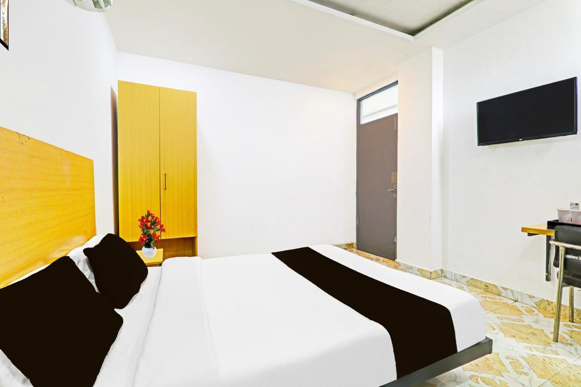 Super Hotel O Jankipuram Near Sahara State Formerly Basera Homes Hasanganj ภายนอก รูปภาพ